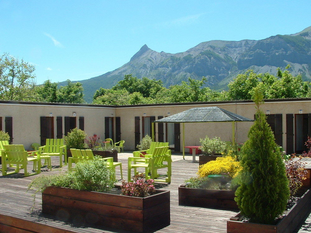 Hotel Le Connetable Saint-Bonnet-en-Champsaur Εξωτερικό φωτογραφία